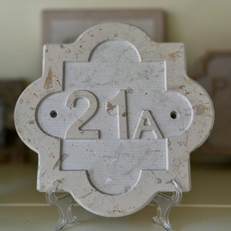 Targa in Marmo sagomata (Apricena) 20x20 (cm) Beige chiaro