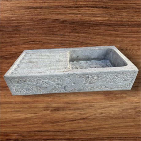 Lavabo in Pietra Brecciato Irpino con rilievo Fiore